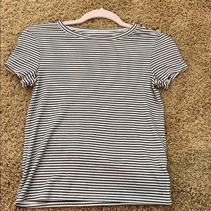 Girls\teenager black white striped shirt